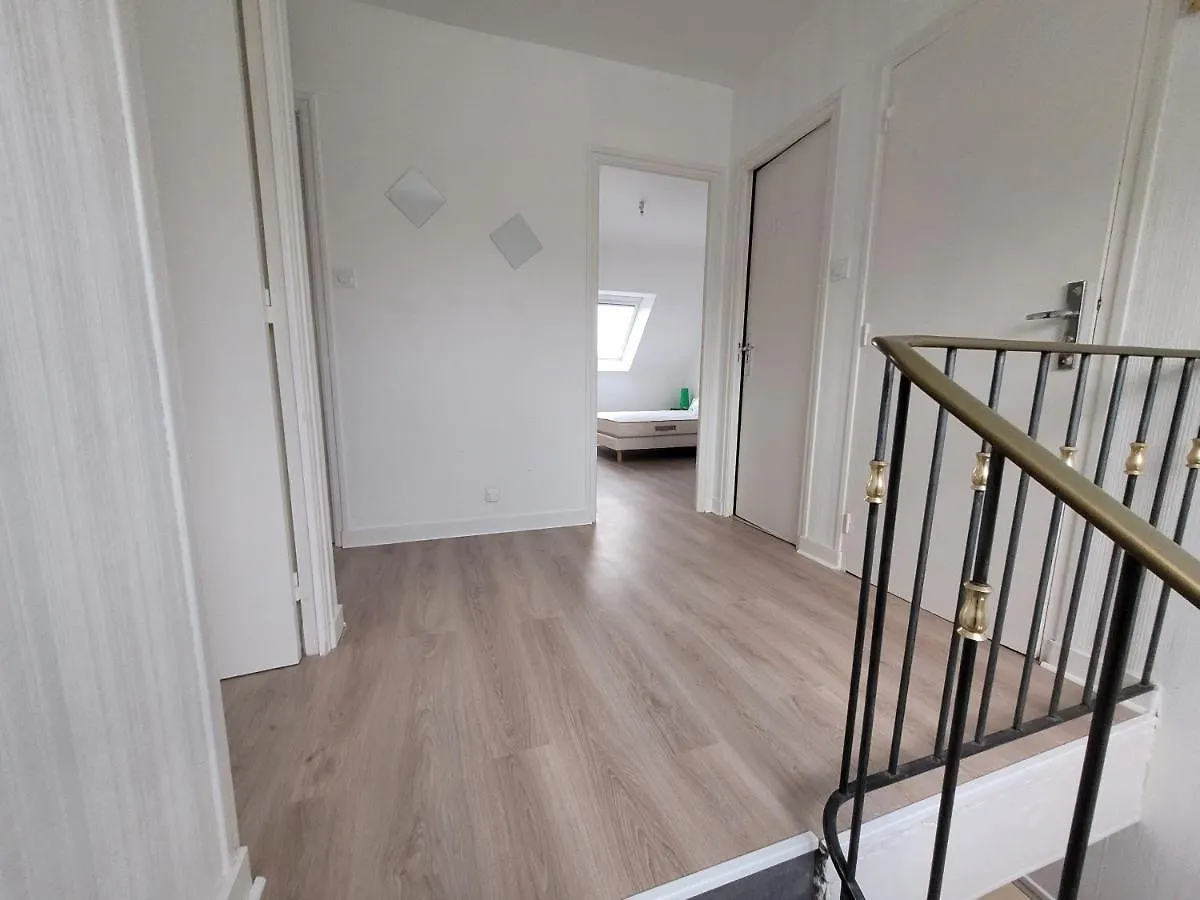 Villa Maison De Ville Avec 4 Grandes Chambres Brest France